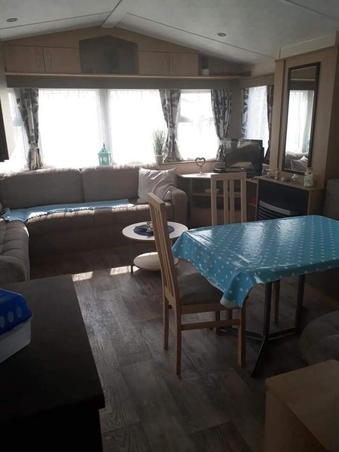 Luxe Vakantiechalet Met Omheinde Tuin Bredene 6Pers Exterior foto