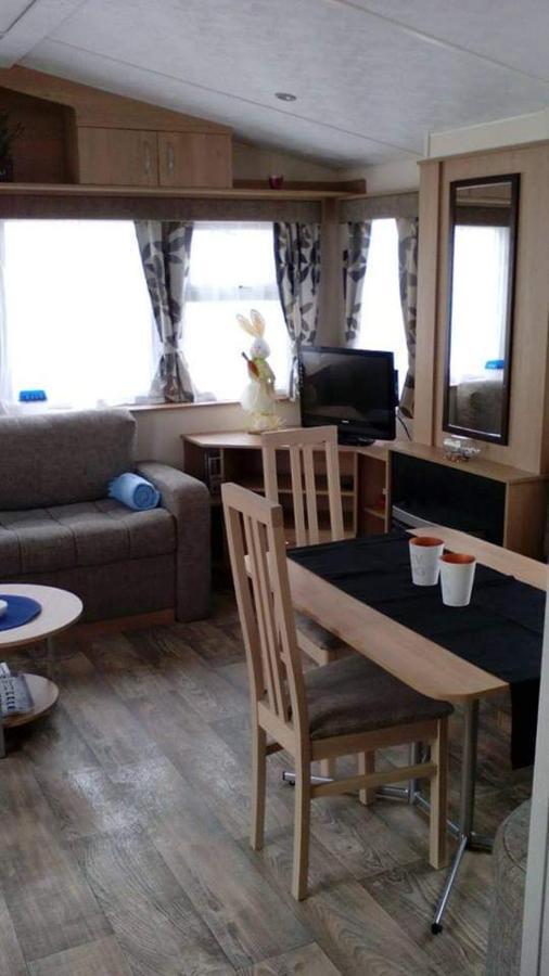 Luxe Vakantiechalet Met Omheinde Tuin Bredene 6Pers Exterior foto