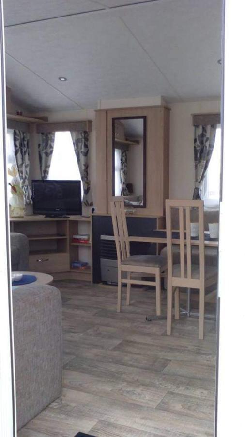 Luxe Vakantiechalet Met Omheinde Tuin Bredene 6Pers Exterior foto